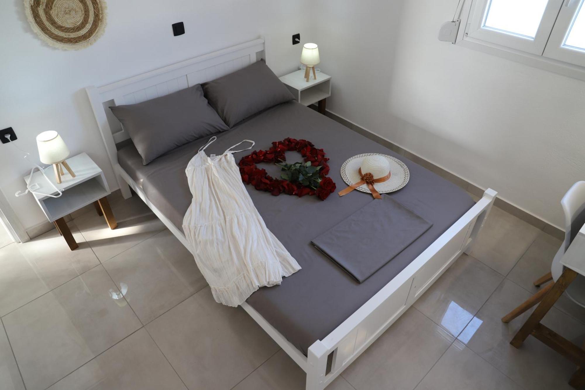 Calma Eco Houses Sunset View Emporio  외부 사진