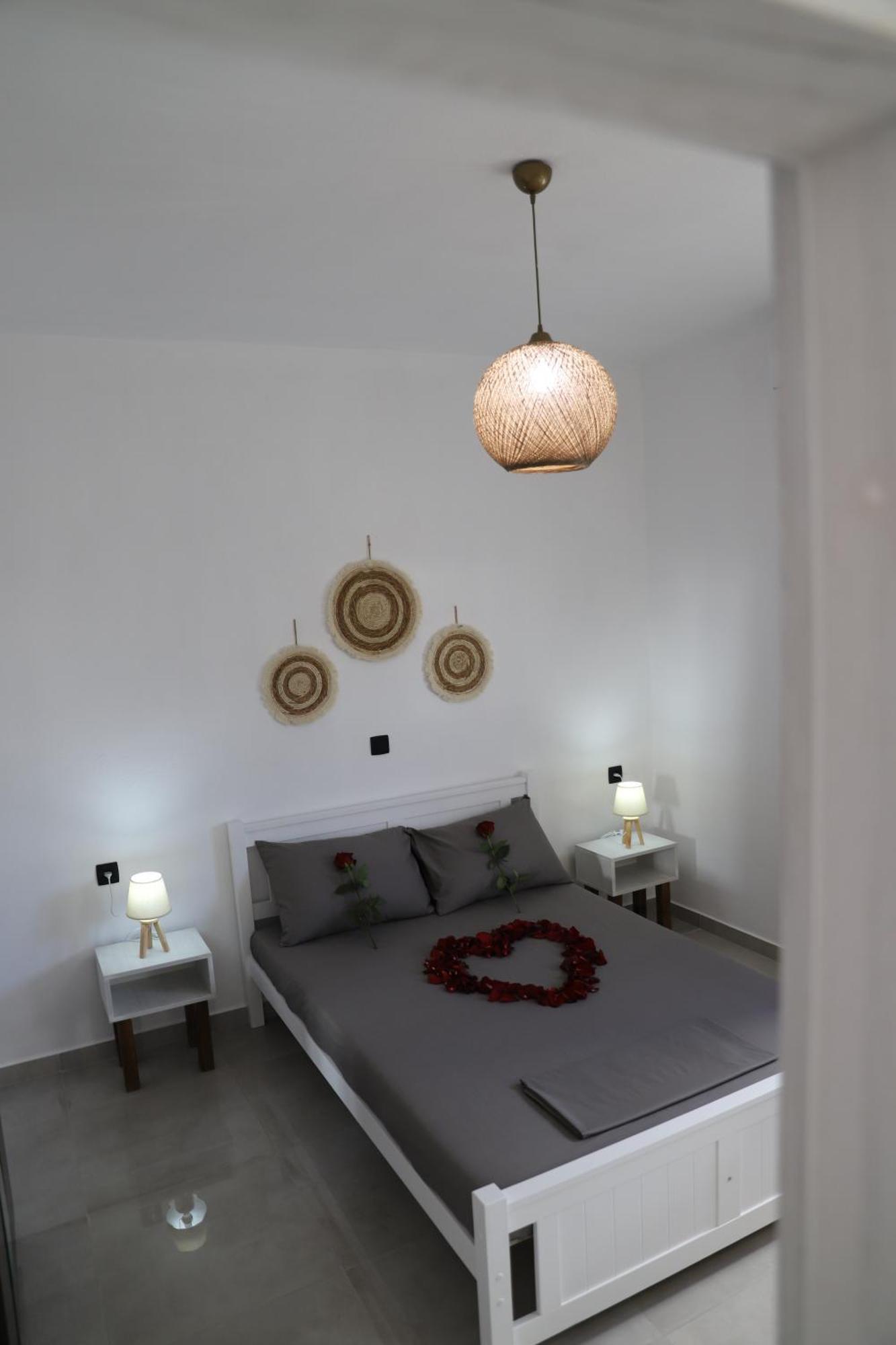 Calma Eco Houses Sunset View Emporio  외부 사진